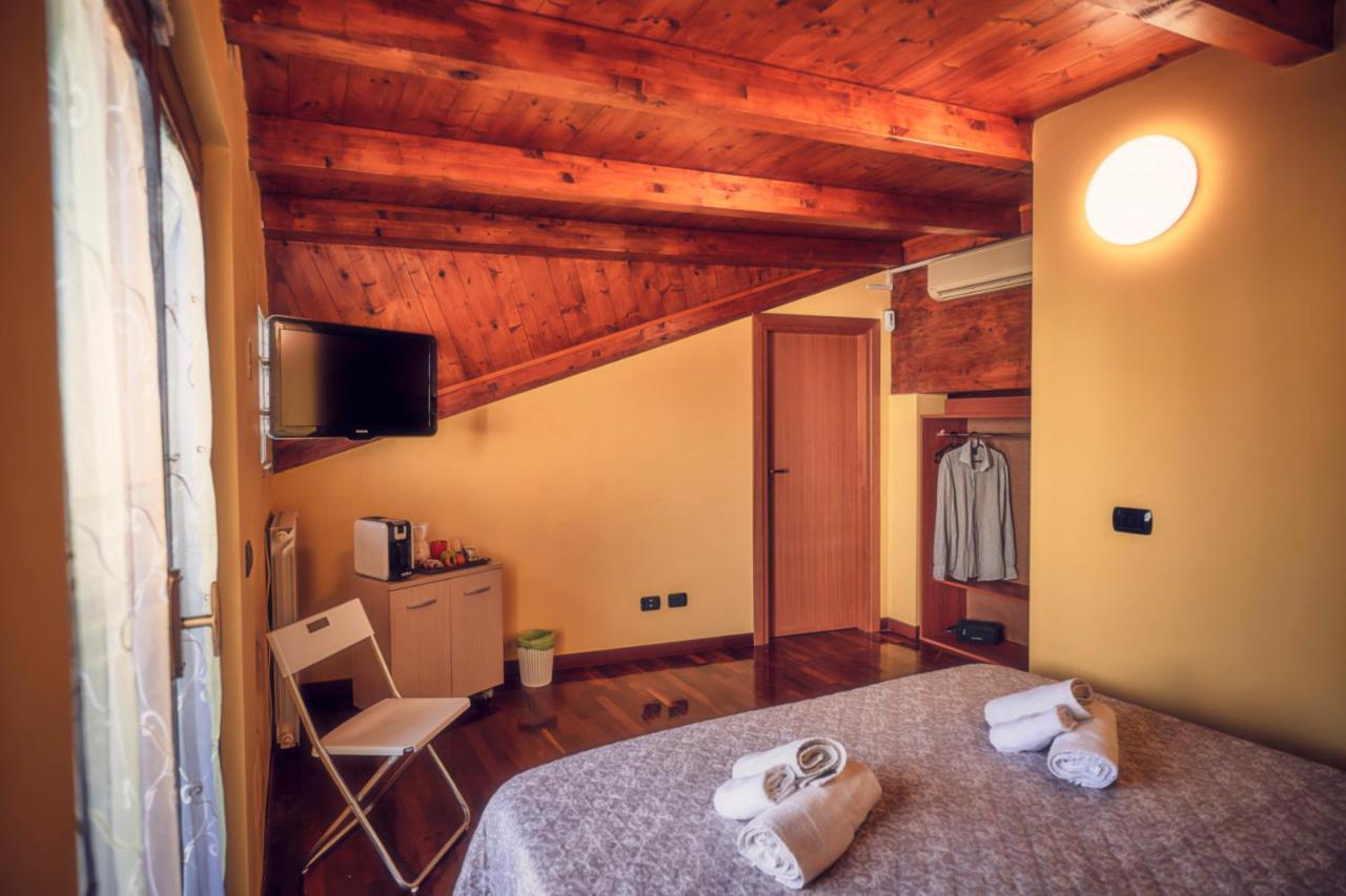 Travelershome Ciampino Suite Εξωτερικό φωτογραφία
