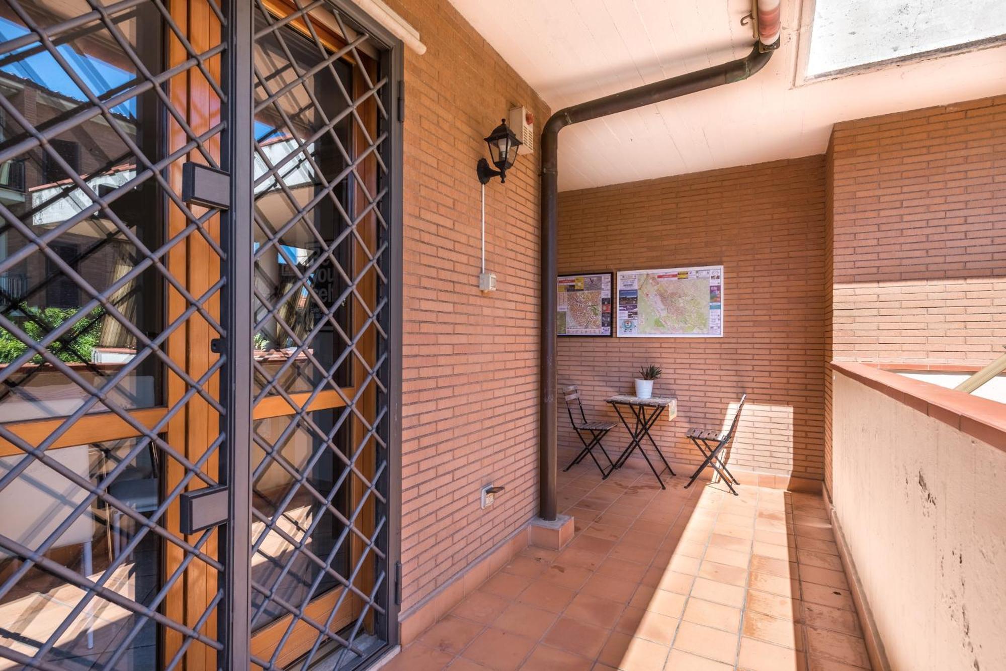Travelershome Ciampino Suite Εξωτερικό φωτογραφία